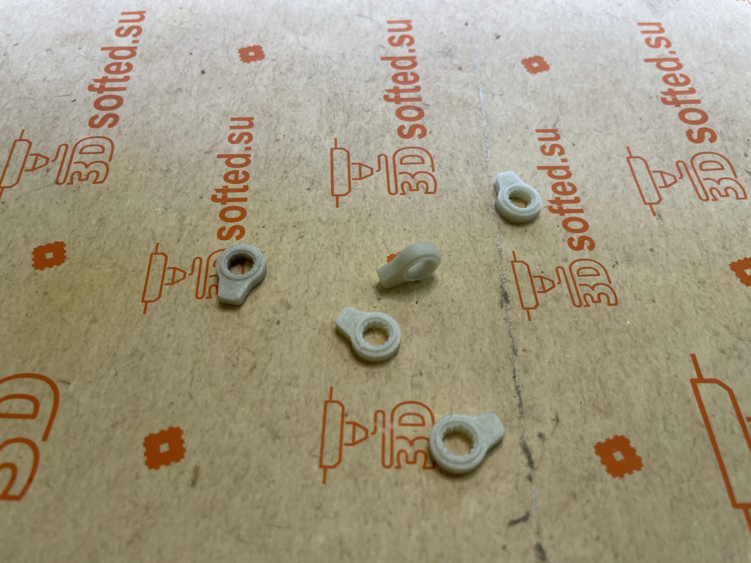 3D печать стопора husqvarna viking designer 1 5 IMG 3526 scaled